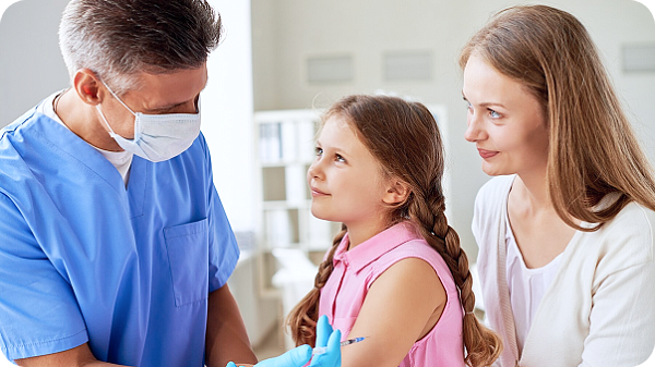 Где делать прививки детям?